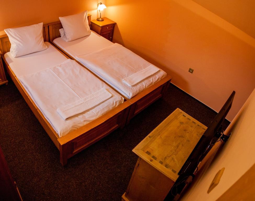 Hotel A Restaurace U Hrncire Kutná Hora Rom bilde