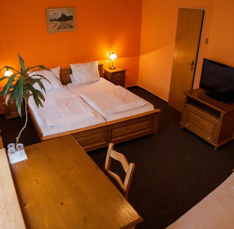 Hotel A Restaurace U Hrncire Kutná Hora Rom bilde