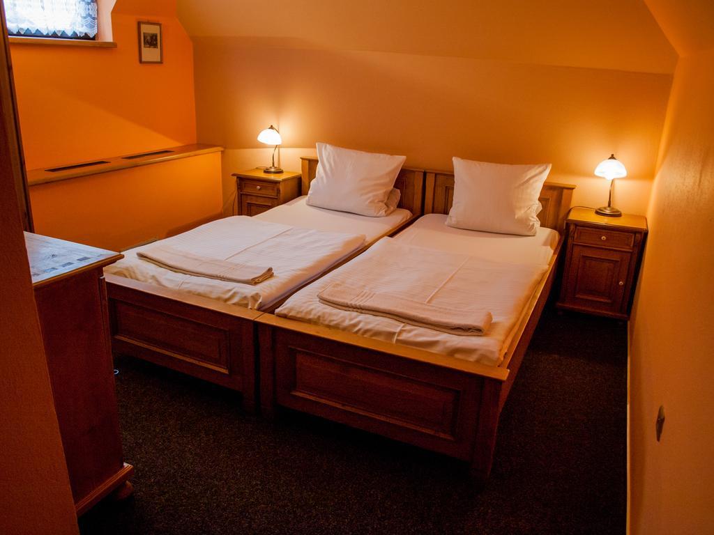 Hotel A Restaurace U Hrncire Kutná Hora Rom bilde